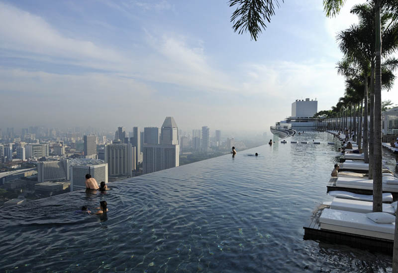 marina bay sands skypark infinity pool singapore
