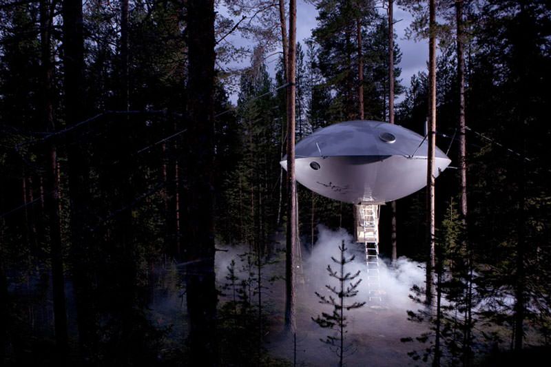 hotel pohon swedia ufo room