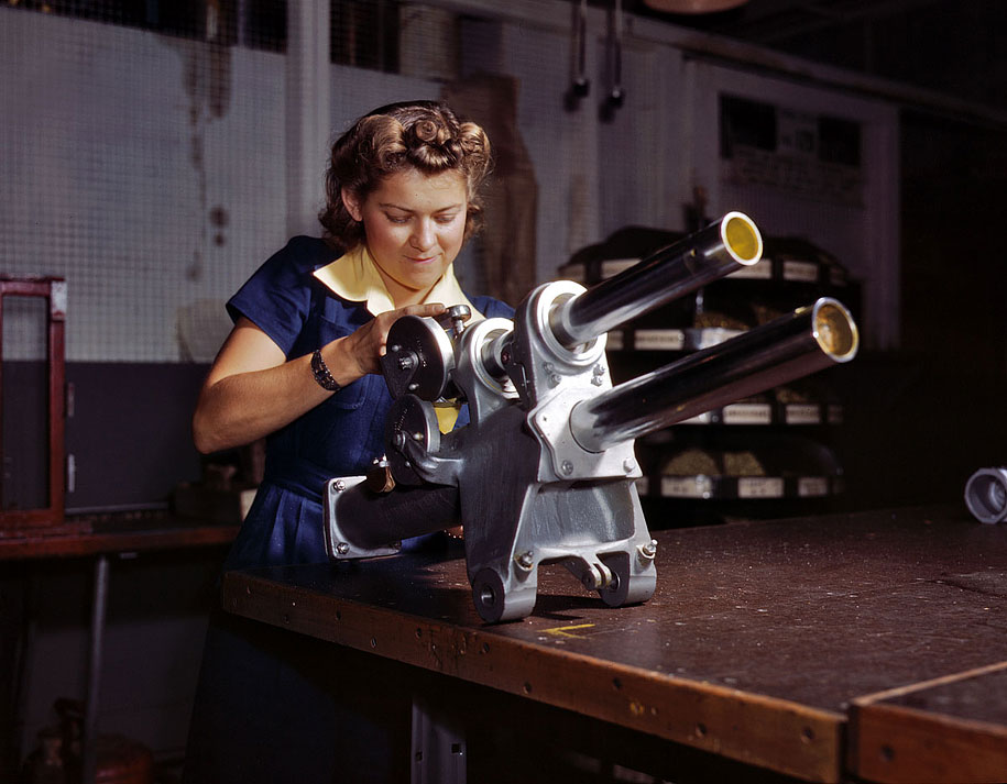 Wanita dalam Perang Dunia II - 04