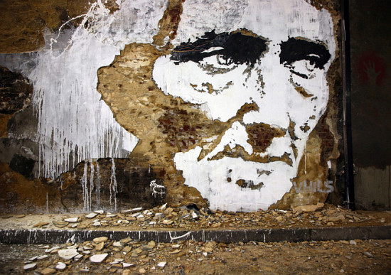 Alexandre Farto 02 - Seni Mengukir Wajah di Tembok