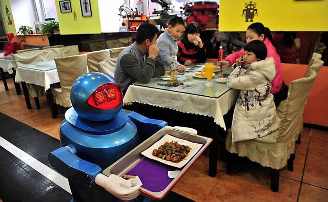 Restoran Robot 01