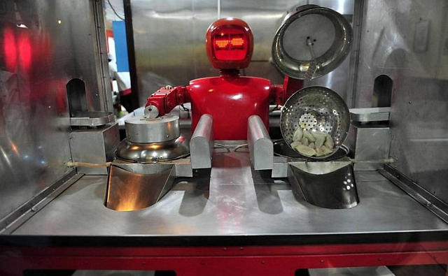 Restoran Robot 04