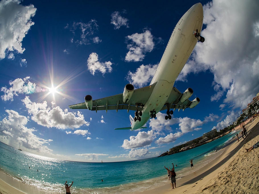 Sint Maarten Airplane Boeing1