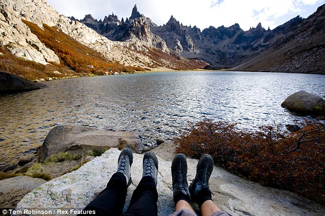 Foto saat liburan di sebuah danau di Patagonia