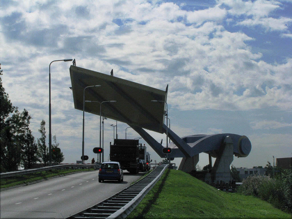 Jembatan Slauerhoffbrug Belanda 6