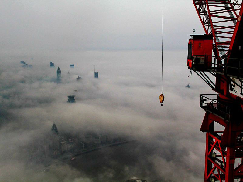 crane-operator-wei-genshen-photos-of-shanghai-from-above-10