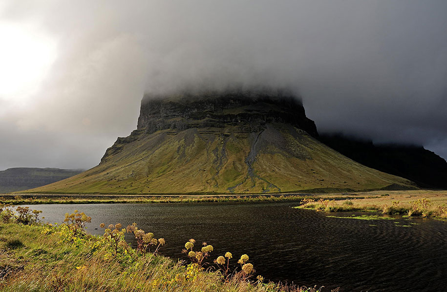 Ini Dia, Bukti Bahwa Islandia Memiliki Keajaiban Pemandangan Menakjubkan_28